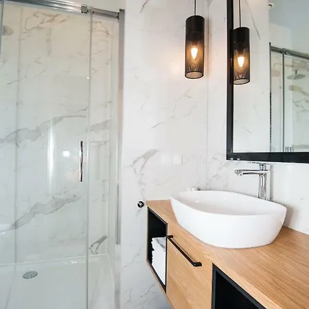 Bentis Luxury