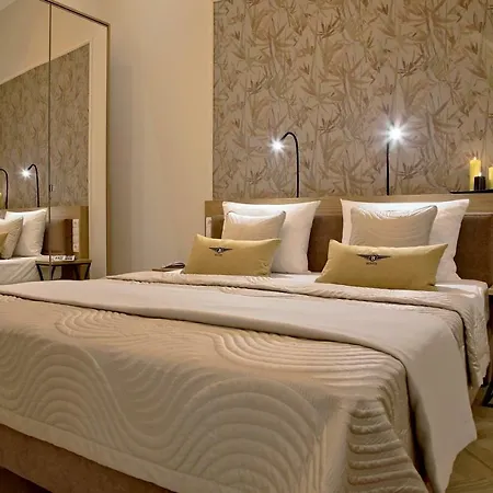 Bentis Luxury アパート *